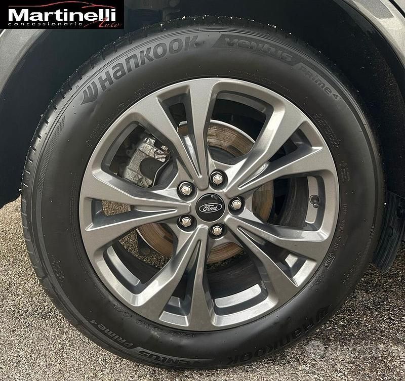 Usata Ford Kuga ST-Line 120 CV (88 kW) 2022 Grigio SUV