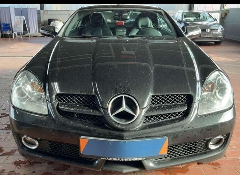 Usata Mercedes SLK200 184 CV (135 kW) 2010 Nero Cabrio
