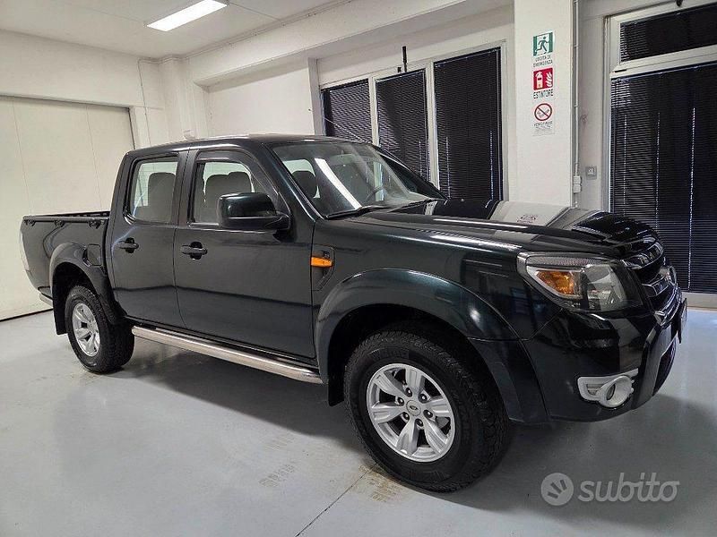 Usata Ford Ranger 143 CV (105 kW) 2011 Verde Pick-up
