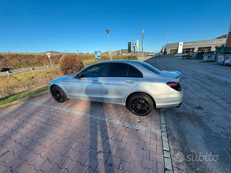 Usata Mercedes C200 2015 Grigio Berlina