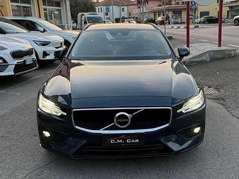Usata Volvo V60 Business Edition 197 CV (144 kW) 2021 Blu/azzurro Station wagon