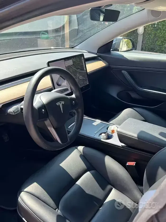 Usata Tesla Model 3 88 kW (120 CV) 2021 Grigio Berlina