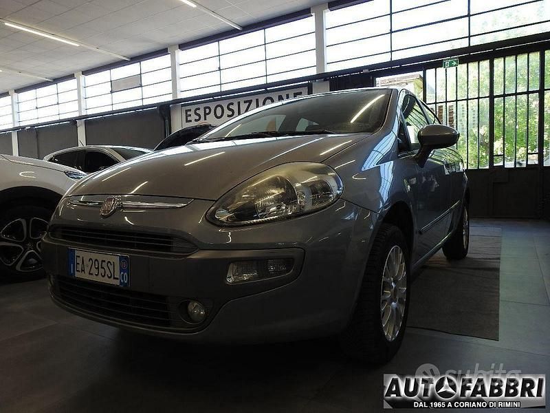 Usata Fiat Punto Evo Dynamic 76 CV (55 kW) 2010 Grigio Utilitaria