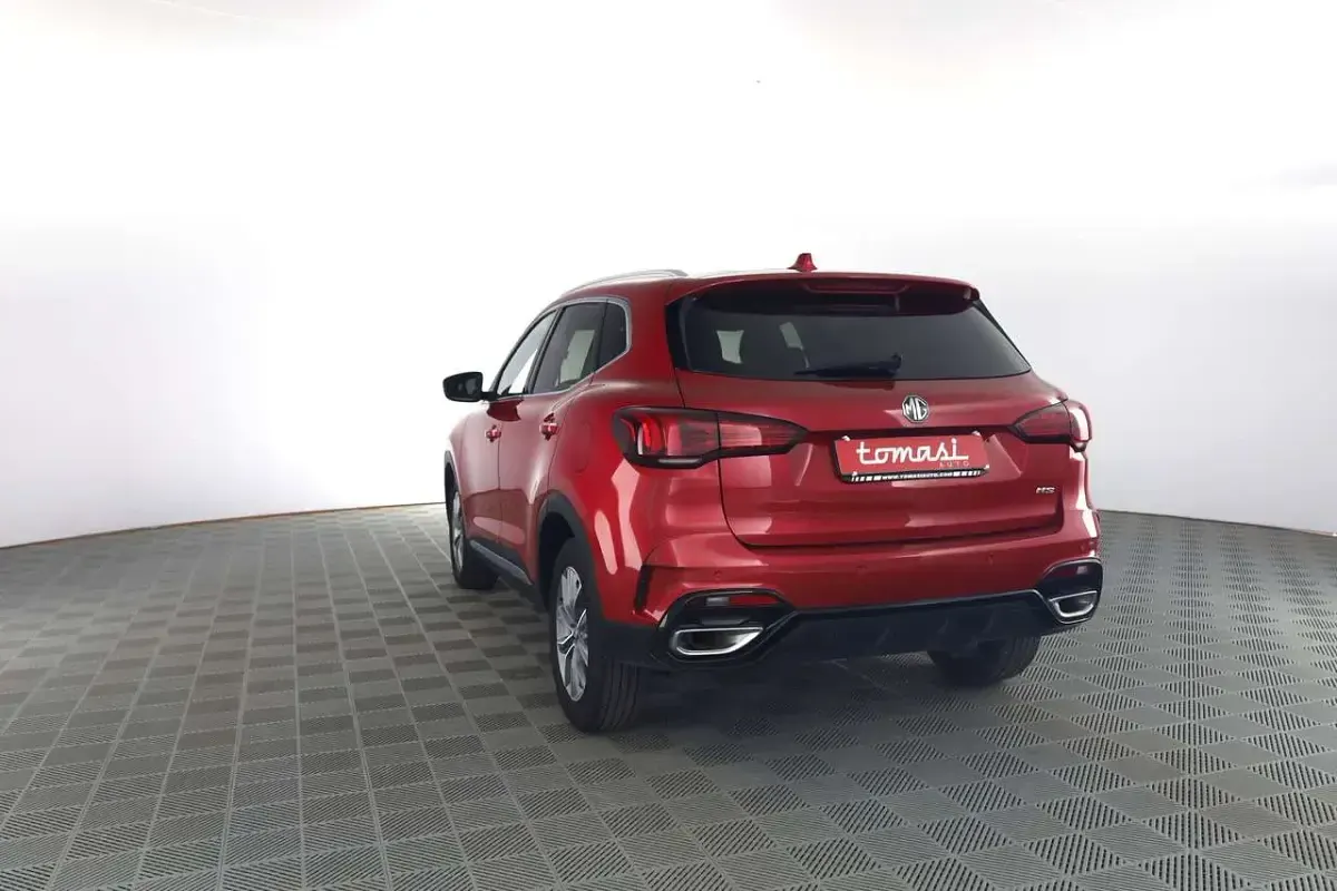 Usata MG HS Comfort 162 CV (119 kW) 2024 Diamond red SUV