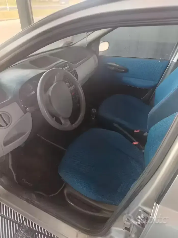 Usata Fiat Punto 2002 Grigio Utilitaria