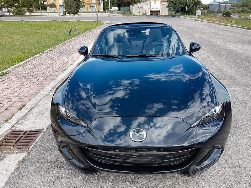 Usata Mazda MX5 Inclusive 184 CV (135 kW) 2019 Nero Cabrio