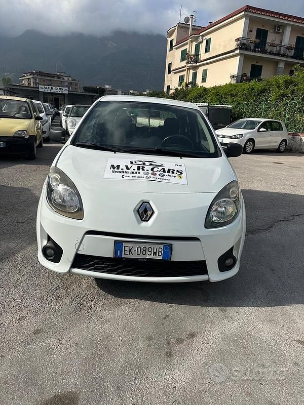 Usata Renault Twingo 74 CV (54 kW) 2011 Bianco Utilitaria