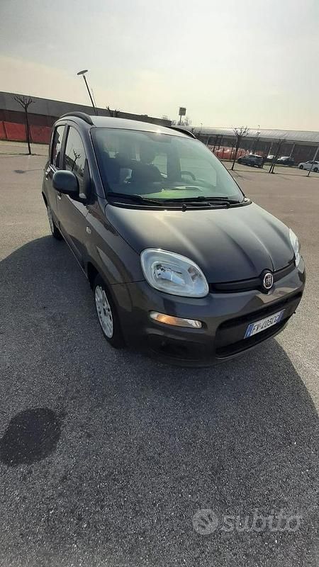Usata Fiat Panda 69 CV (50 kW) 2019 Grigio Utilitaria