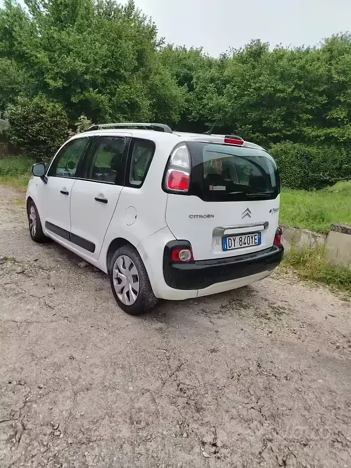 Usata Citroën C3 Picasso 90 CV (66 kW) 2010 Bianco Monovolume