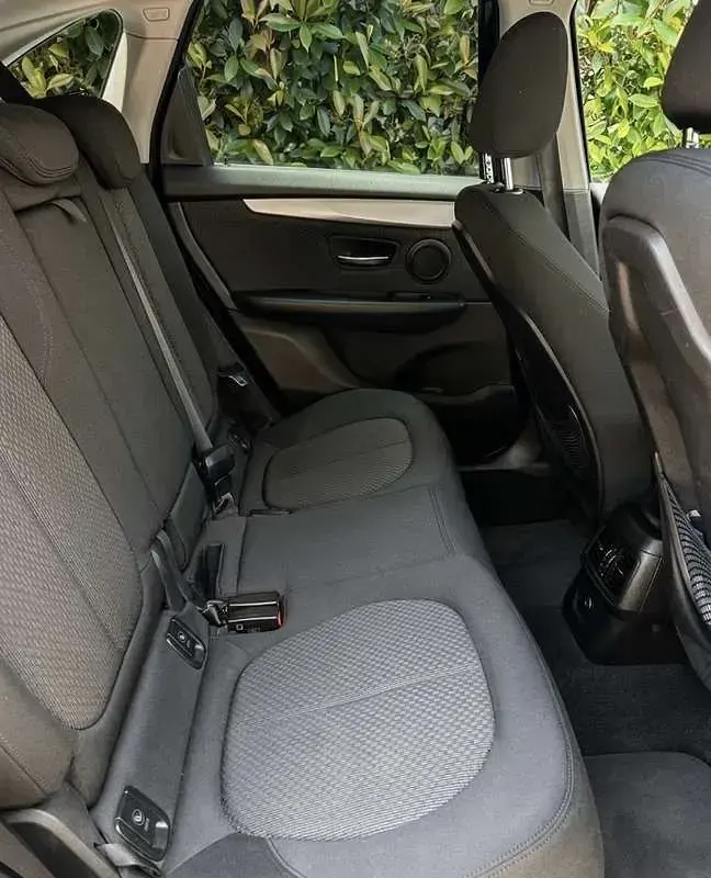 Usata BMW 218 Comfort Edition 150 CV (110 kW) 2018 Monovolume