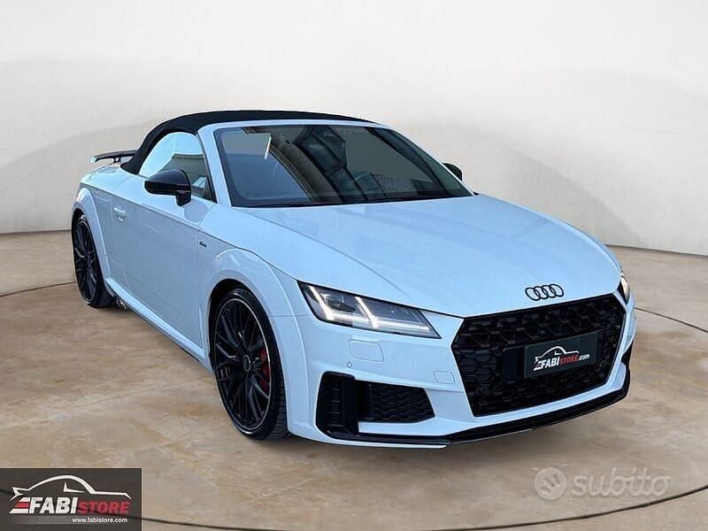 Usata Audi TT Roadster Ambiente 245 CV (180 kW) 2021 Bianco Cabrio