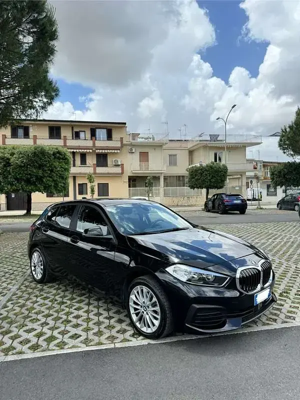 Usado BMW 116 Advantage 116 CV (85 kW) 2024 Utilitario