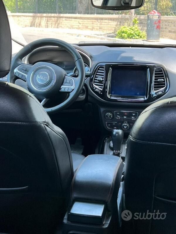 Usata Jeep Compass 140 CV (102 kW) 2018 Blu SUV