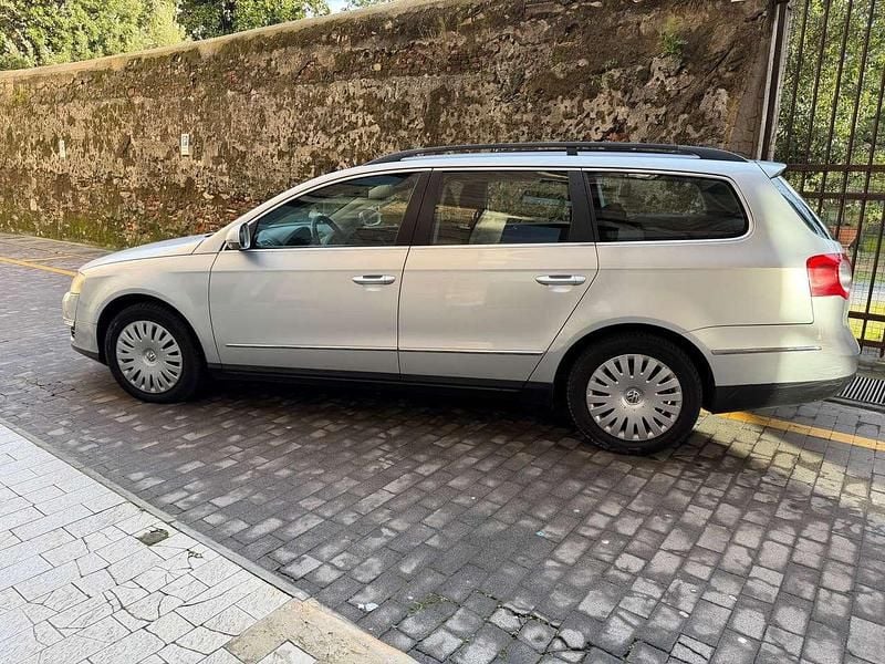 Usata VW Passat Comfortline 105 CV (77 kW) 2006 Other Station wagon