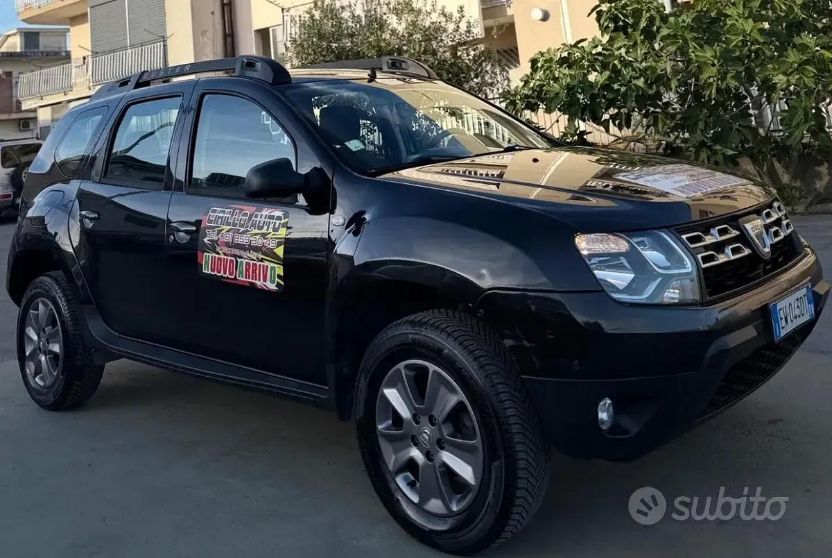 Usata Dacia Duster 105 CV (77 kW) 2014 Nero SUV