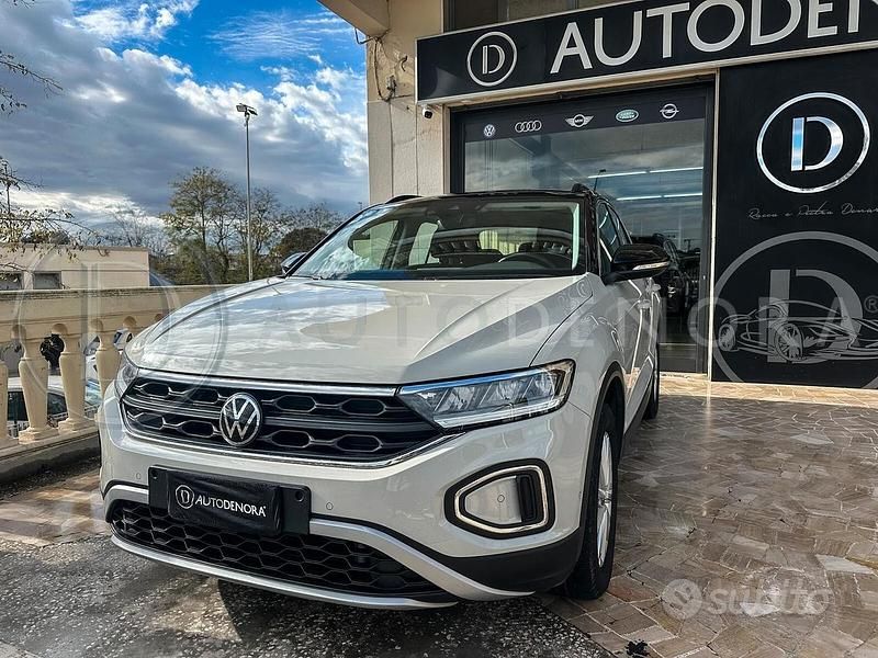 Usata VW T-Roc 110 CV (80 kW) 2023 Bianco SUV