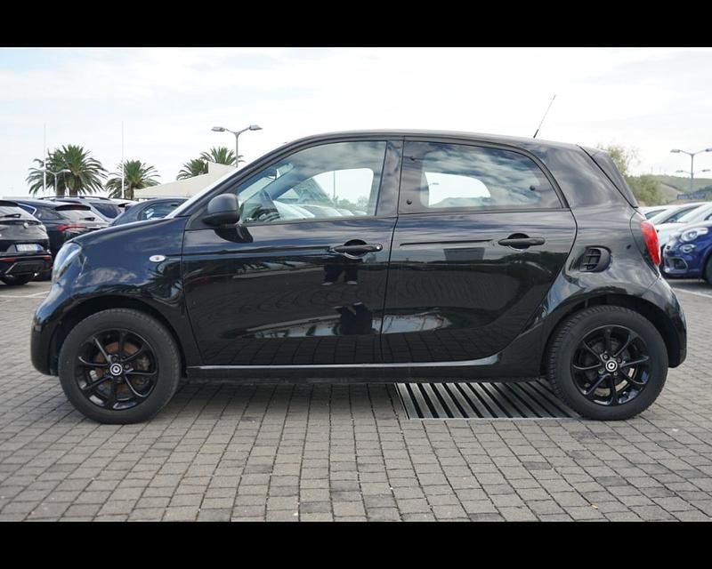 Usata Smart ForFour Passion 71 CV (52 kW) 2018 Nero Utilitaria