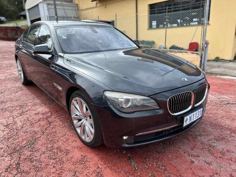 Usata BMW 730 Comfort Edition 245 CV (180 kW) 2009 Nero Berlina