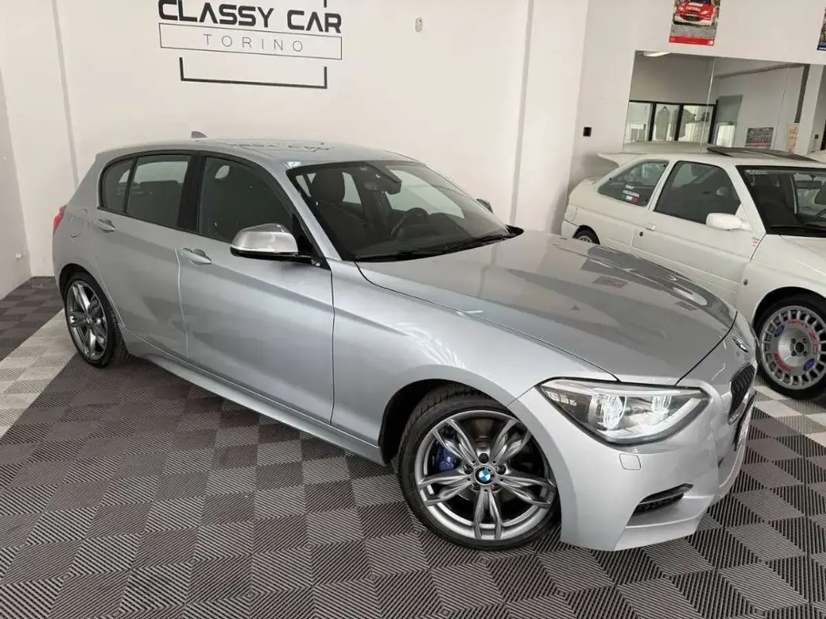 Gebraucht BMW M135 Efficient Dynamics 320 PS (235 kW) 2012 Silber Kleinwagen