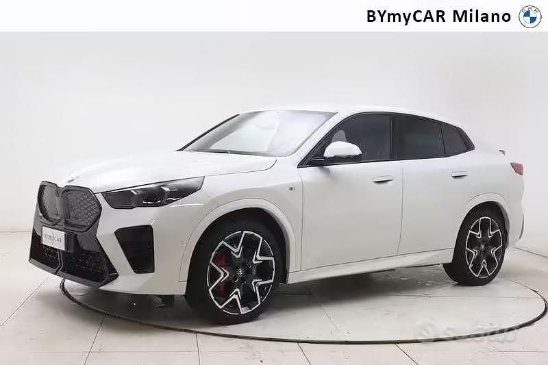 Usata BMW iX2 M Sport 279 kW (380 CV) 2024 Bianco SUV