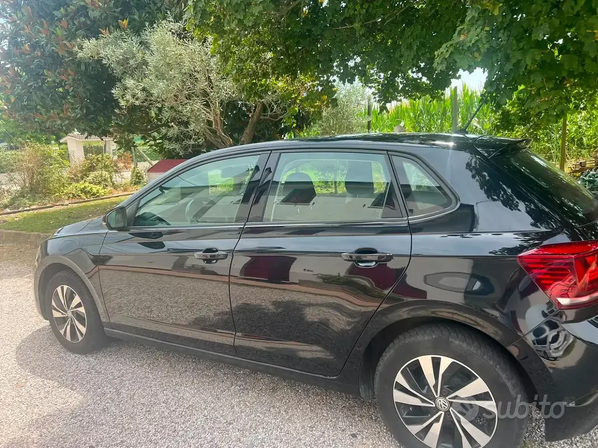 Usata VW Polo 80 CV (58 kW) 2020 Nero Utilitaria