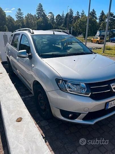 Usata Dacia Logan MCV Lauréate 90 CV (66 kW) 2016 Argento Station wagon