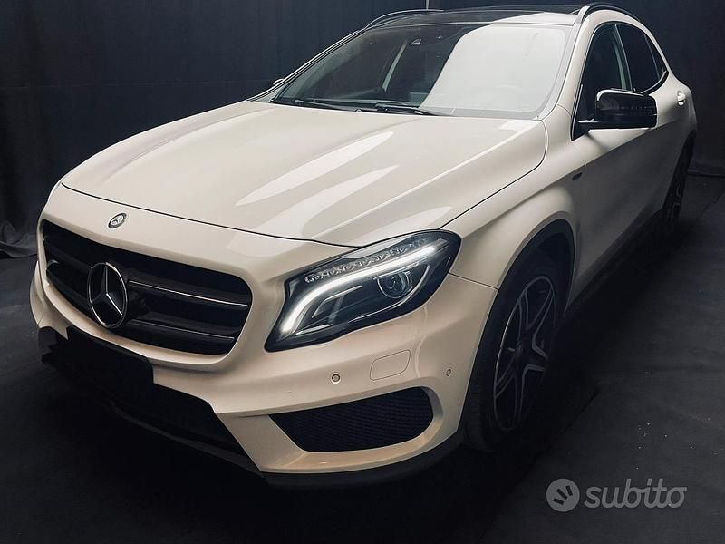 Usata 2015 Mercedes GLA200 AMG SUV | 14.900 € (Cara) - Immagine 1/4