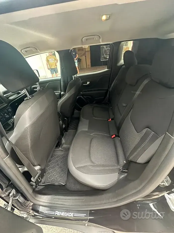 Begagnad Jeep Renegade 120 HK (88 kW) 2019 SUV