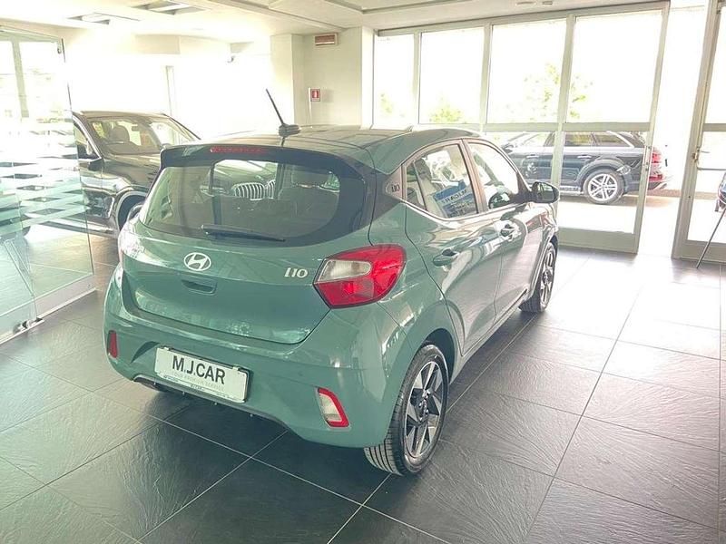 Nuova Hyundai i10 63 CV (46 kW) 2025 Mangrove green Utilitaria