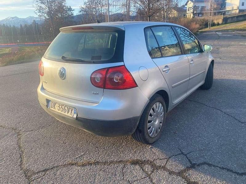 Usata VW Golf V Comfortline 105 CV (77 kW) 2007 Berlina