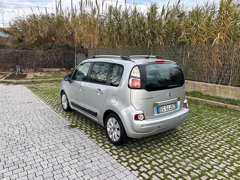 Usata Citroën C3 Picasso 92 CV (67 kW) 2011 Grigio Monovolume