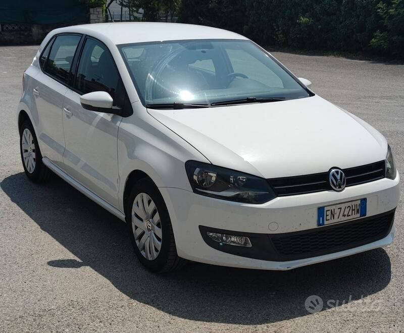 Usata VW Polo R-line 90 CV (66 kW) 2012 Bianco Utilitaria