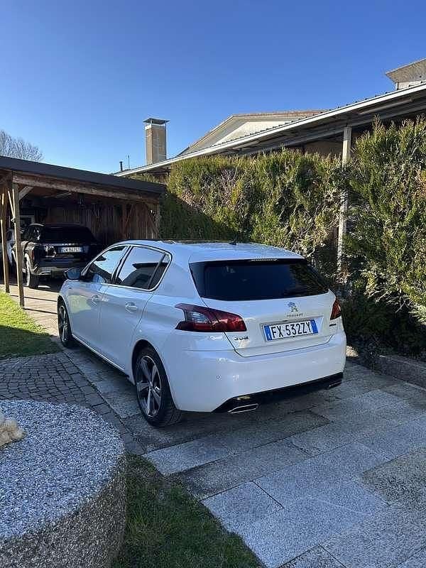 Usata Peugeot 308 GT-line 131 CV (96 kW) 2019 Berlina