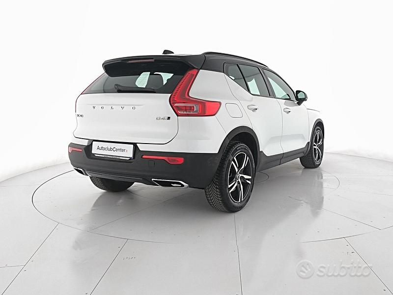 Usata Volvo XC40 R-Design 190 CV (139 kW) 2018 Bianco SUV