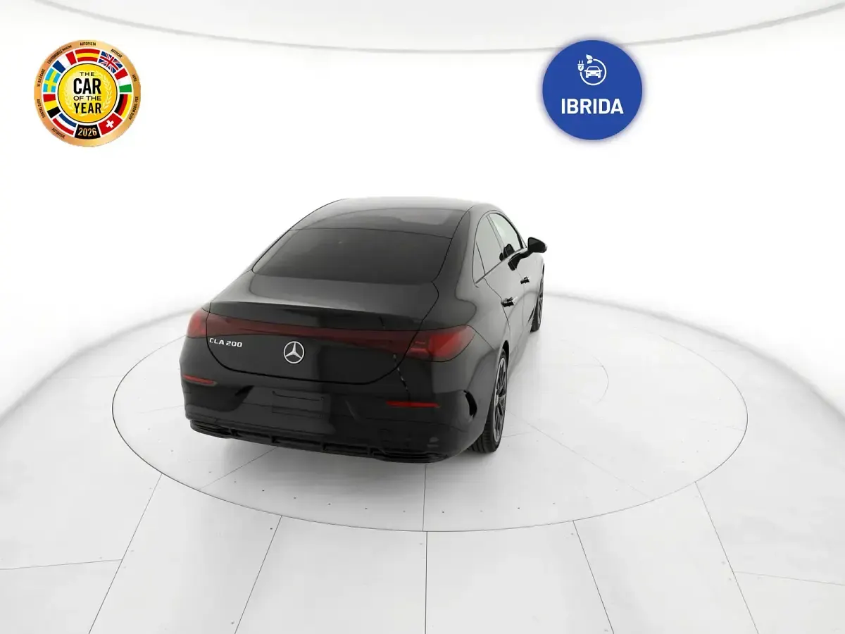 Nuova Mercedes CLA200 Advanced Plus 163 CV (119 kW) 2026 Vernice nero cosmo Berlina