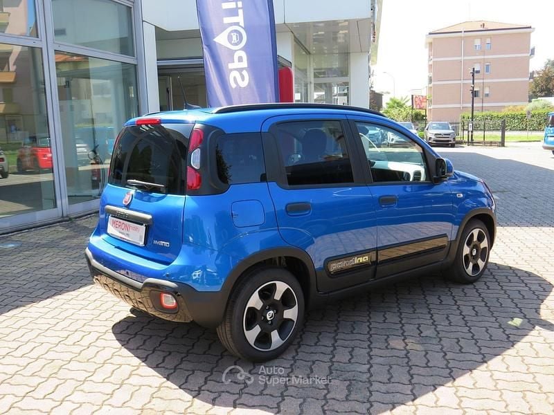 Usata Fiat Panda Cross Cross 69 CV (50 kW) 2025 Blu/azzurro Utilitaria