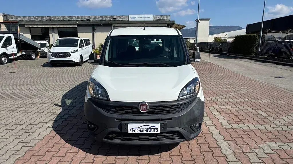 Usata Fiat Doblò S 95 CV (69 kW) 2019 Bianco Monovolume