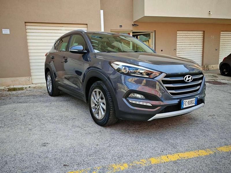 Käytetty Hyundai Tucson Classic 116 HP (85 kW) 2016 Katumaasturi