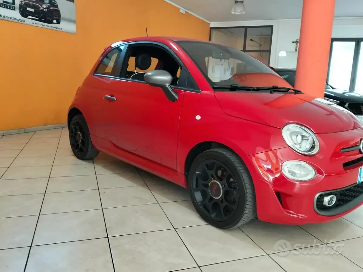 Usata Fiat 500 Dolcevita 69 CV (50 kW) 2020 Rosso Berlina