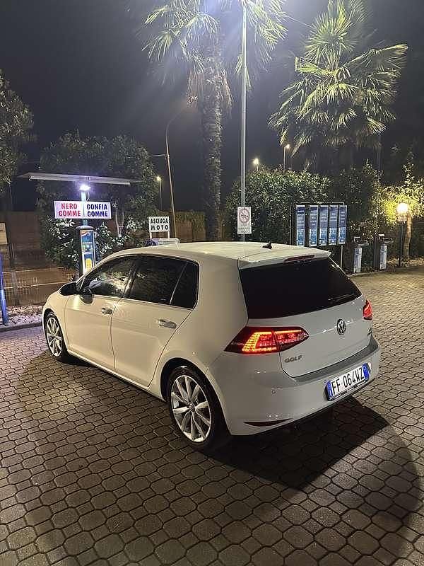Usata VW Golf VII 110 CV (80 kW) 2016 Bianco Berlina