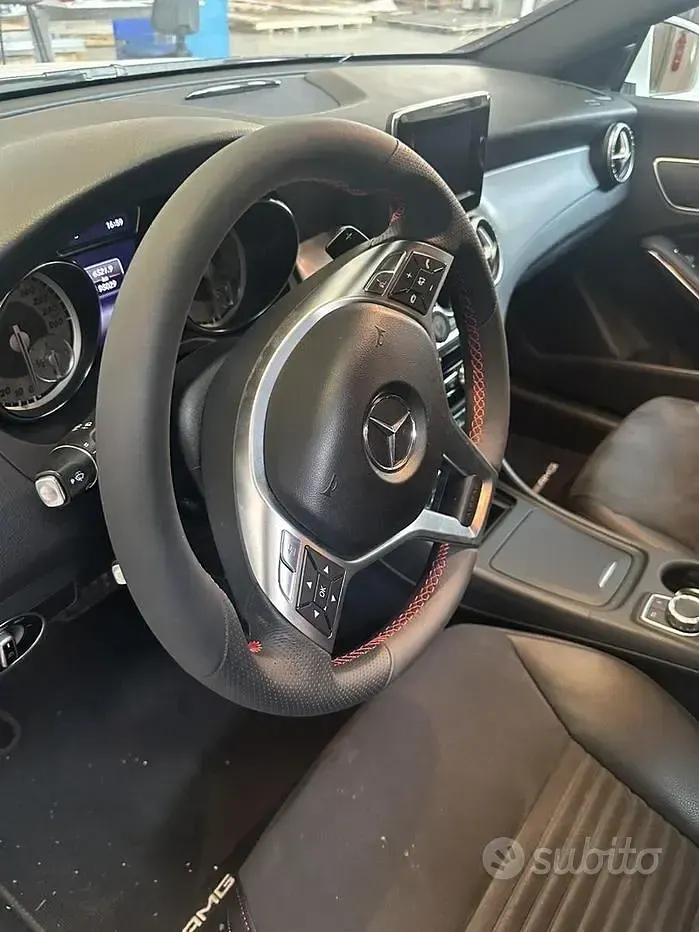 Usata Mercedes CLA220 177 CV (130 kW) 2014 Bianco Coupé