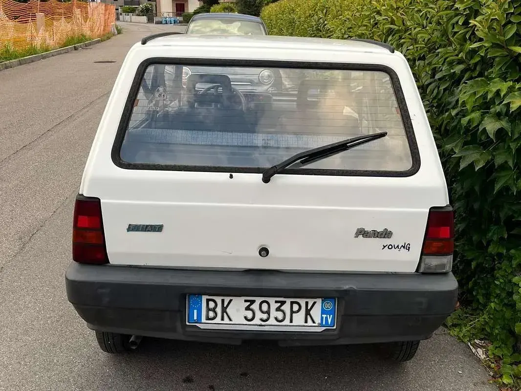 Usata Fiat Panda Young 39 CV (28 kW) 2000 Bianco Berlina