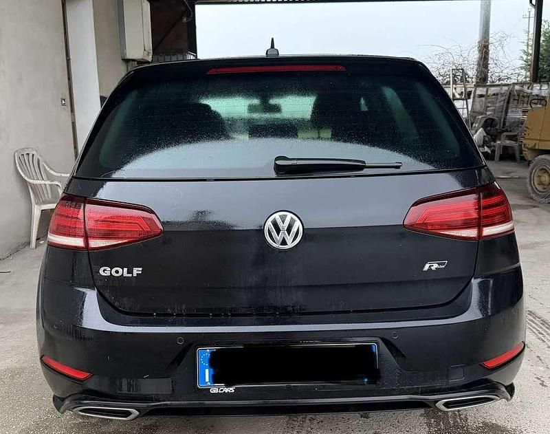 Usata VW Golf VII Highline 116 CV (85 kW) 2018 Berlina