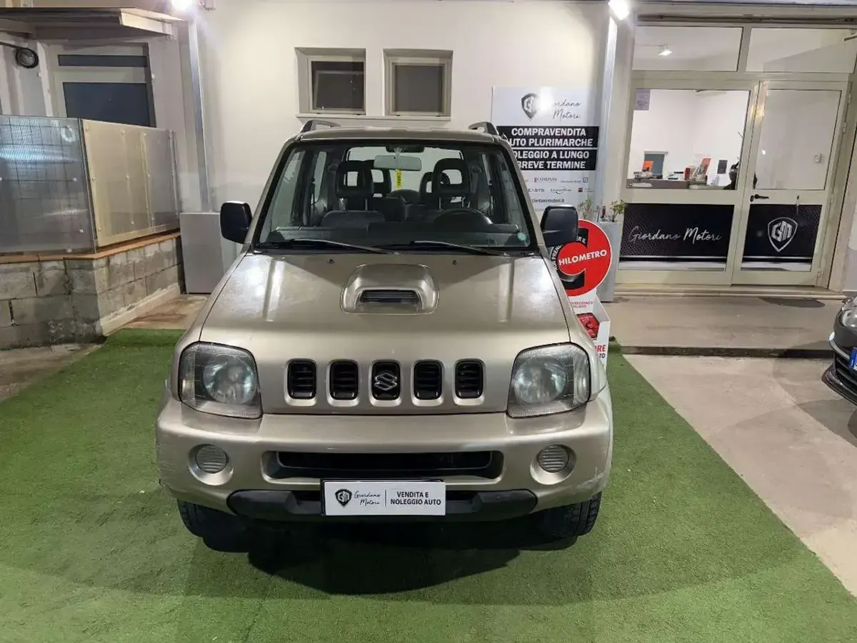 Usata Suzuki Jimny 65 CV (47 kW) 2004 Oro SUV