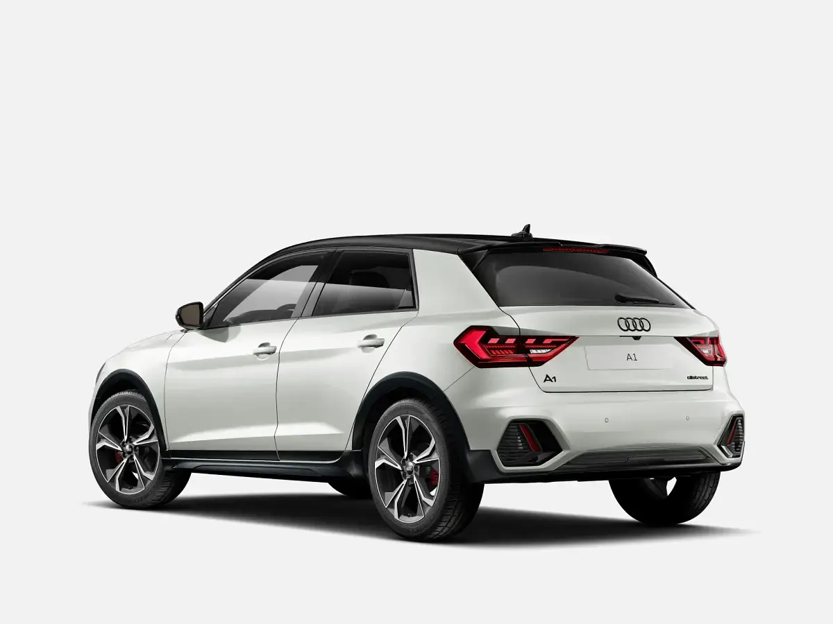 Nuova Audi A1 Ambiente 150 CV (110 kW) 2026 Grigio chronos metallizzato SUV