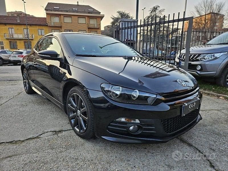 Begagnad VW Scirocco 140 HK (102 kW) 2010 Svart Sportkupé