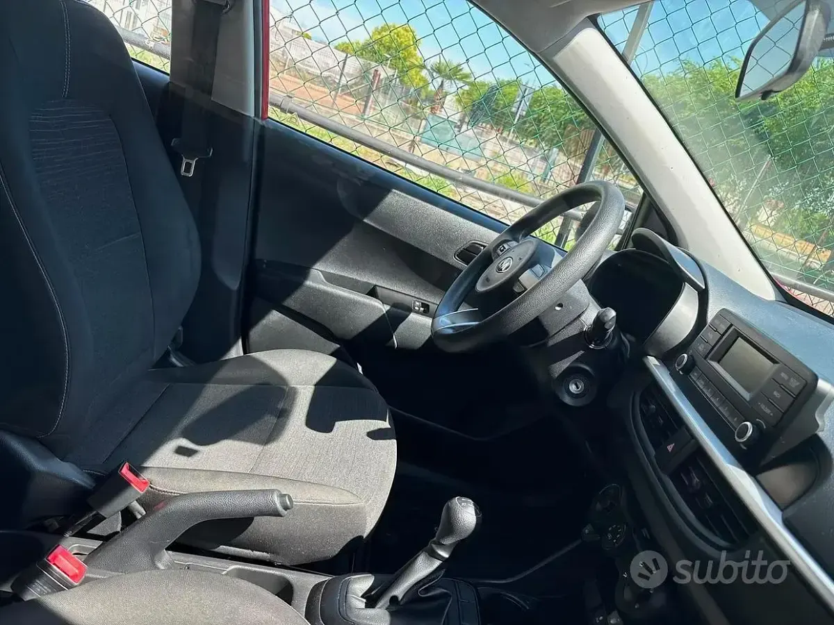 Usata Kia Picanto Active 85 CV (62 kW) 2018 Rosso Utilitaria