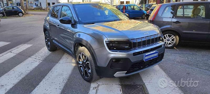 Usata Jeep Avenger Summit 101 CV (74 kW) 2025 Grigio scuro metallizzato SUV