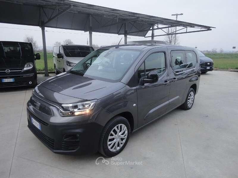 Usata Fiat Doblò 131 CV (96 kW) 2023 Other Monovolume