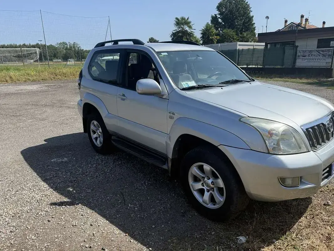 Usata Toyota Land Cruiser Sol 166 CV (122 kW) 2004 SUV
